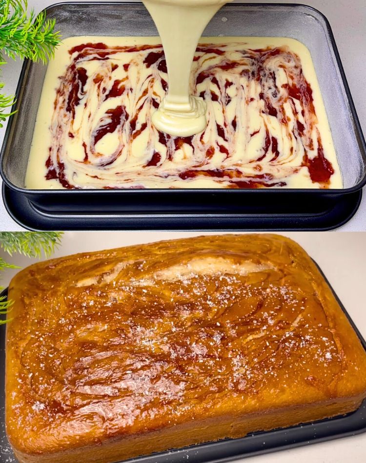 Bolo de Banana com Doce de Morango