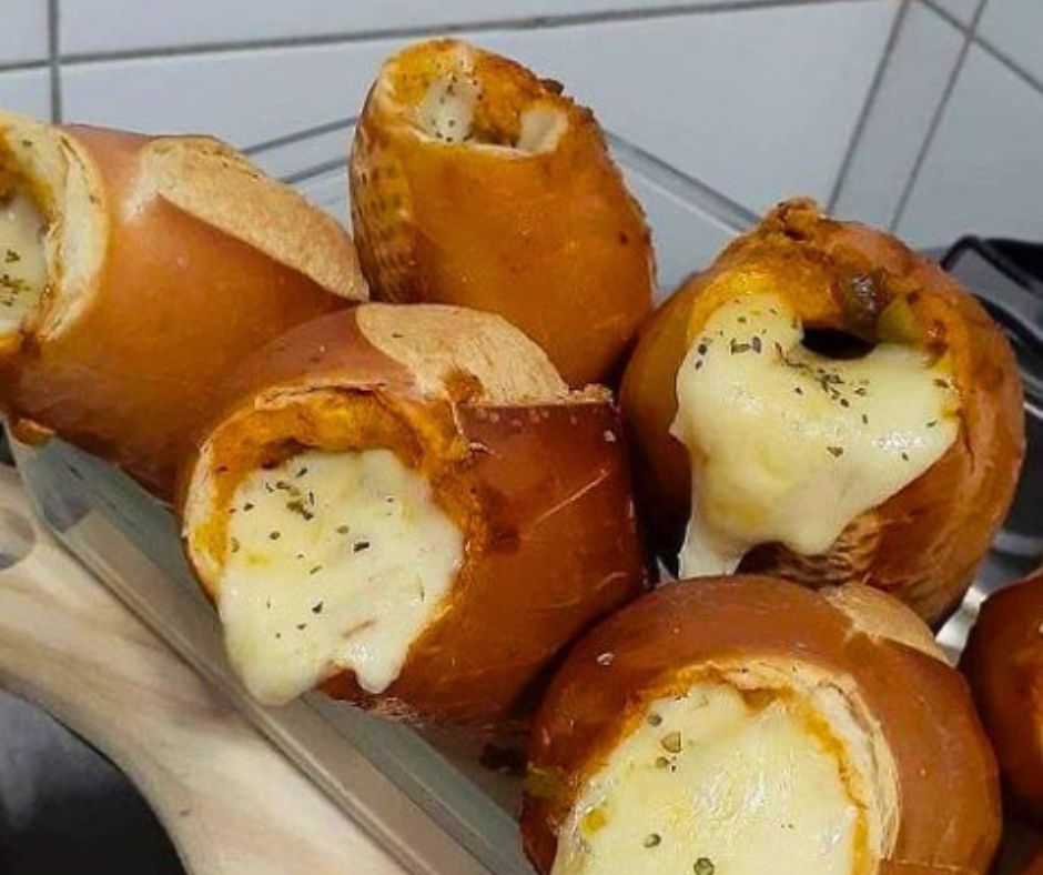 Pão com Carne Moída e Queijo