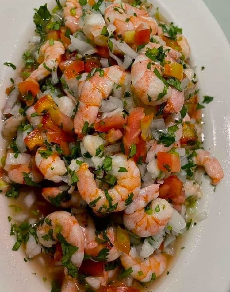 Salada de Camarão